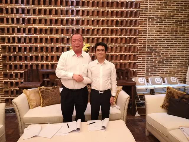 團(tuán)貸網(wǎng)唐軍與花樣年董事長