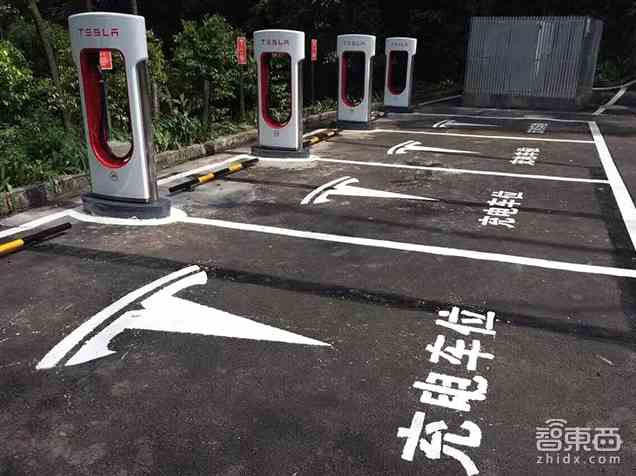 市場上的玩家按照按照資本屬性可以分為國有企業(yè)、民營企業(yè)以及外資企業(yè)。