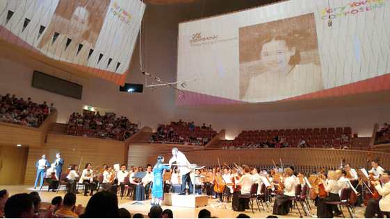 中国女孩冯书雅作品被纽约爱乐乐团选中，登上上海交响乐团音乐厅舞台