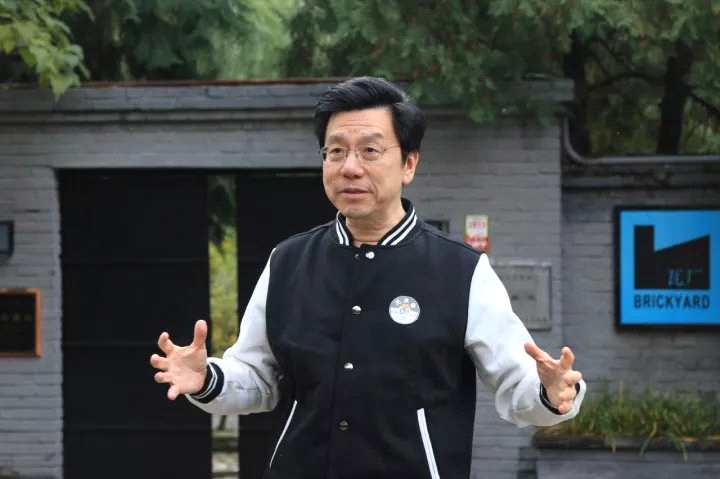 李開復：創(chuàng)業(yè)維艱，我和你們一樣苦過