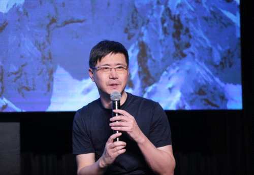 圖說：藍色光標董事長趙文權解讀“昆侖堂”啟動意義