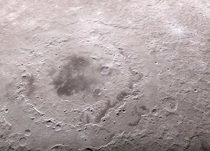 美国国家航空航天局（NASA）发布关于着名月球景观的虚拟旅行视频