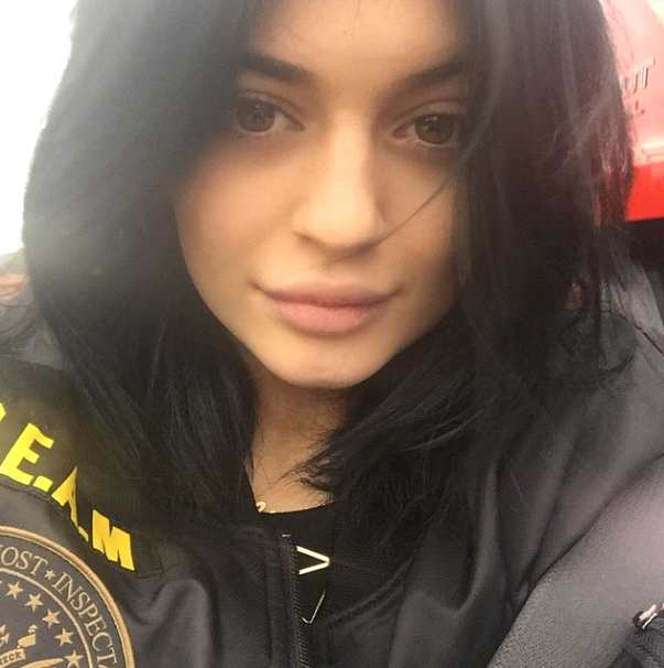 54eea9a2c312e_-_sev-kylie-jenner-no-makeup-de_副本