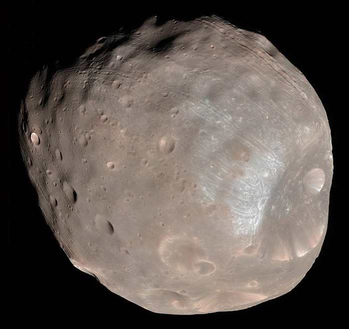 火星侦察轨道卫星拍摄的火星卫星：佛勃斯。影像来源：NASA