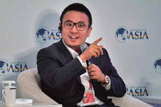 （資料圖片）“很多人說話很怪，‘恭喜你上岸了’。我原來就沒在岸上嗎？創(chuàng)業(yè)為什么在水下不在岸上？我們不覺得創(chuàng)業(yè)是一件很痛苦的事情。”圖/中新