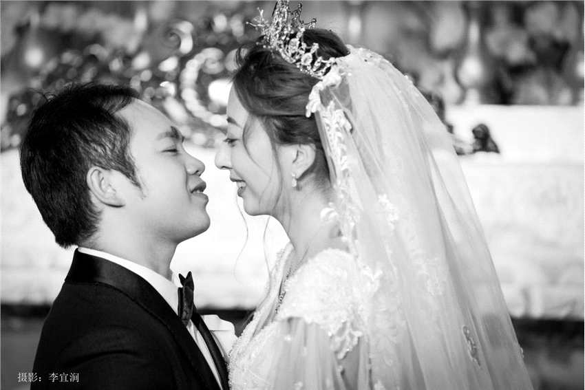 第一季中国好声音“小王子”李维真和女友结束6年爱情长跑、在昆明完婚！