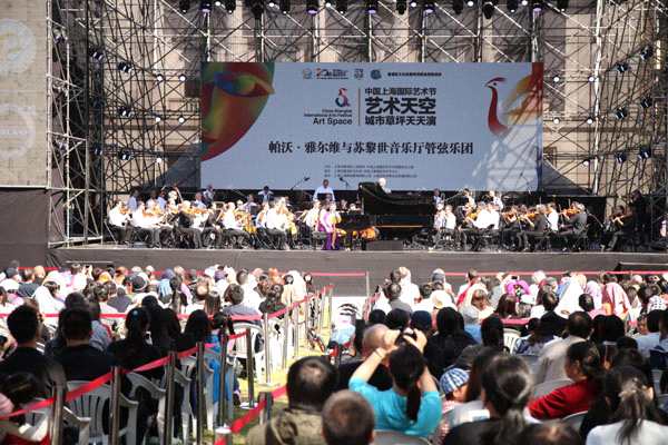 钢琴家左章，金秋10月上海国际艺术节华丽绽放