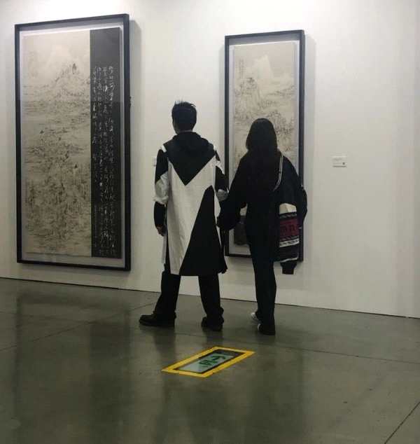 郭碧婷向佐牵手约会,是恋情曝光,还是为节目