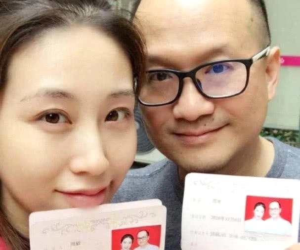 郑刚骗婚夺子事件再反转？郑刚称周美毅习惯虐待孩子事件始末真相