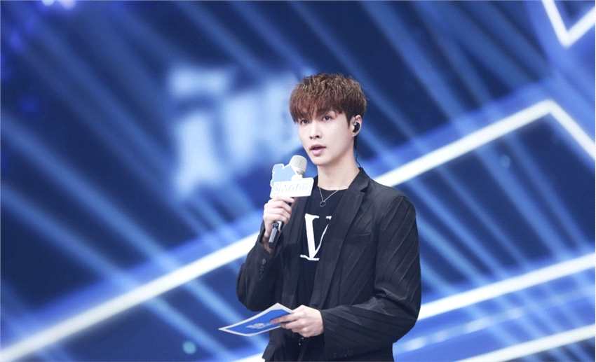 怎么样才可以买到谢霆锋长沙演唱会的票 bf5df7aff35241eaa5ed77f9fc9f5d95.png