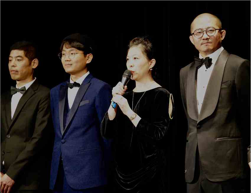 《春江水暖》入选戛纳“影评人周” 闭幕电影 为华语片首次