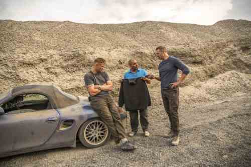 Top Gear 27季首集上演英伦兄弟遭遇非洲狂野荒原