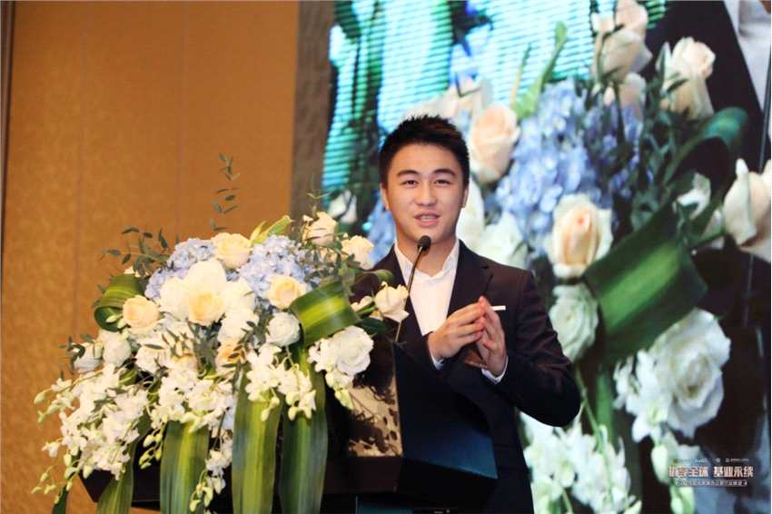 圖為演講嘉賓何猷君