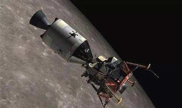 月球上没有发射架，美国的载人登月是如何从月球上返回的哪？