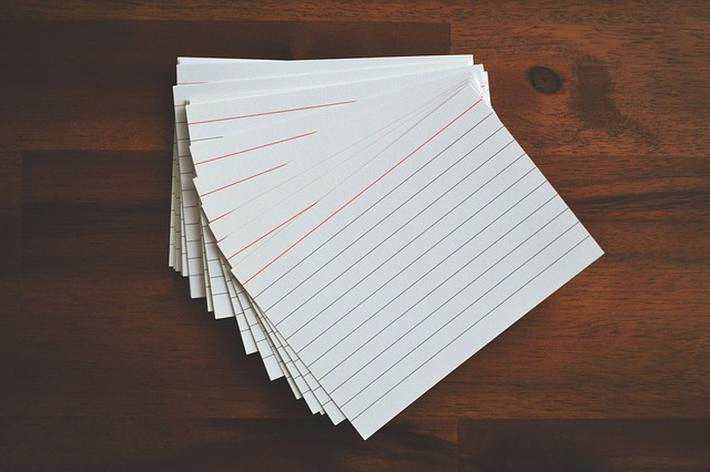 一张纸能捅破宇宙？只需要将纸对折103次，达到宇宙边缘并不难