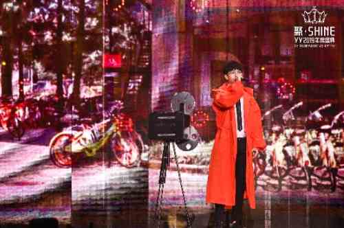 YY2019年度盛典：苏姗姗携手胡夏合唱《那些年》，全场穿越青春时代