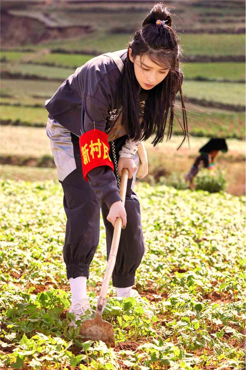 阚清子《我们在行动》扶贫助农 别样吃播彰显独特公益力