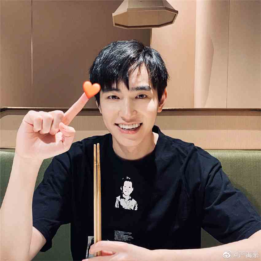 严禹豪方否认与吕小雨恋情:合作过 一直是好朋