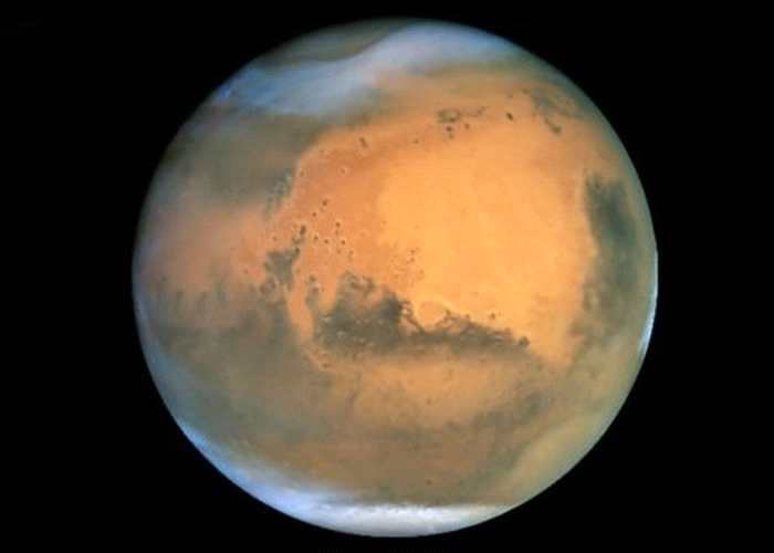 最新研究指再发现火星表面下隐藏至少3个地下湖泊