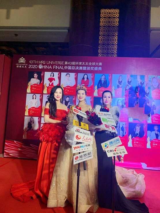 张熙霖获得第43届环球太太大赛华西总冠军 星光闪耀