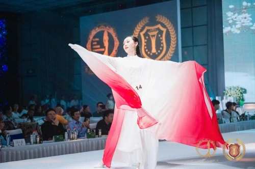 马梦瑶荣获2021全球中华小姐大赛中国台湾冠军
