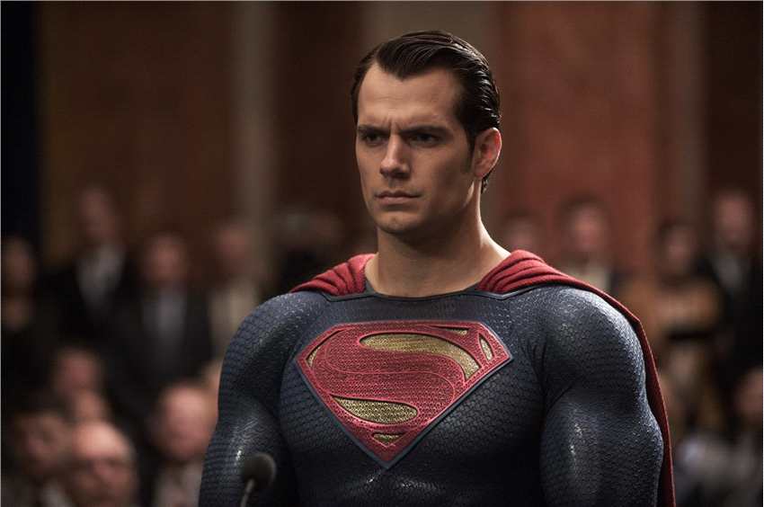 亨利·卡维尔：如果还有《超人》电影还会演 对漫威角色也有意愿