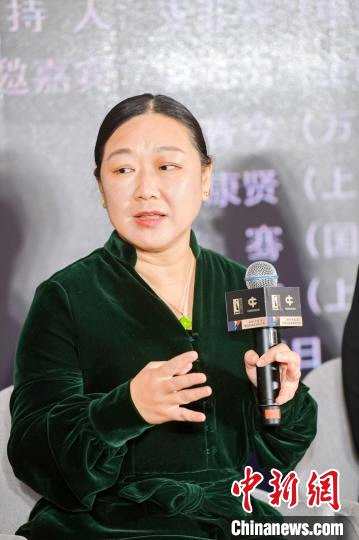 知名编剧蒋胜男在中国·厦门女性影视高级研讨会上发言。　林春茵 摄