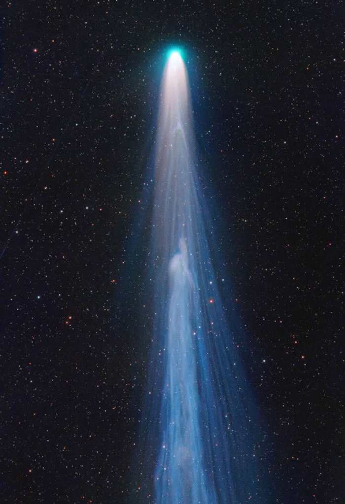 天文学家捕捉到C/2021 A1 Leonard彗星罕见的“短尾”事件