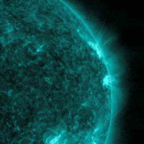 摩臣2平台2022年1月20日太阳爆发M5.5级中级耀斑