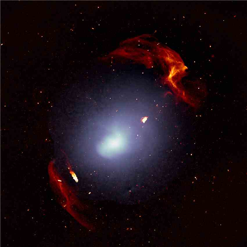 10多亿年前两个星系团合并形成超级星系团Abell 3667 巨大冲击波是银河系的60倍