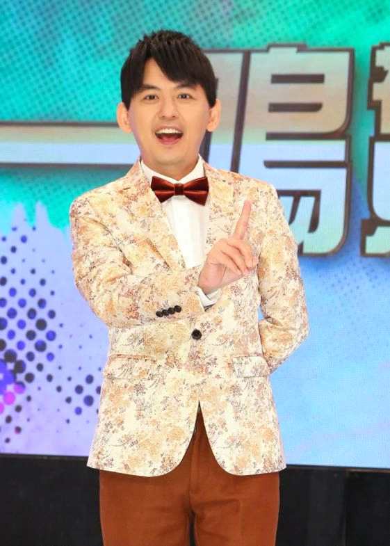 曾与大S具俊晔一起约会黄子佼赞他绅士又温柔