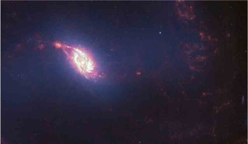 詹姆斯-韦伯太空望远镜拍摄的大棒状螺旋星系NGC 1365
