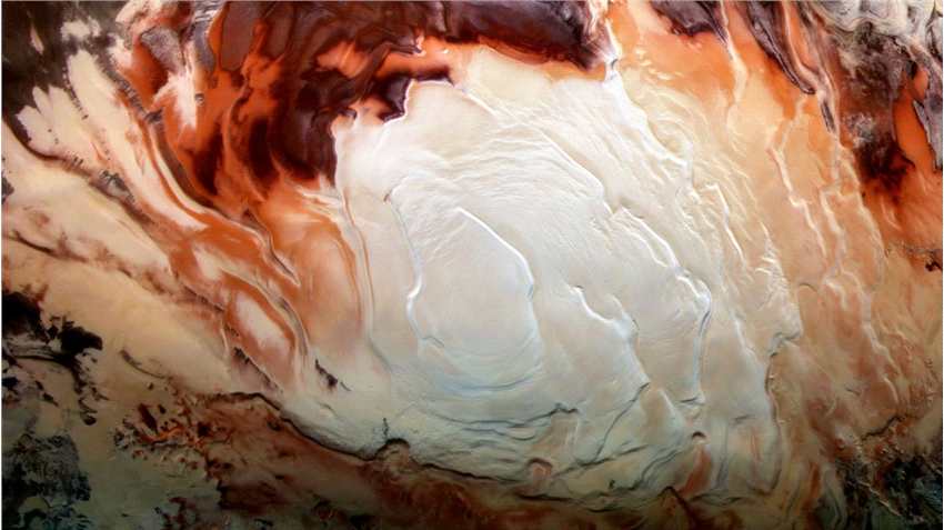 火星南极表面下的明亮反光更有可能是地质层的结果 而不是液态水