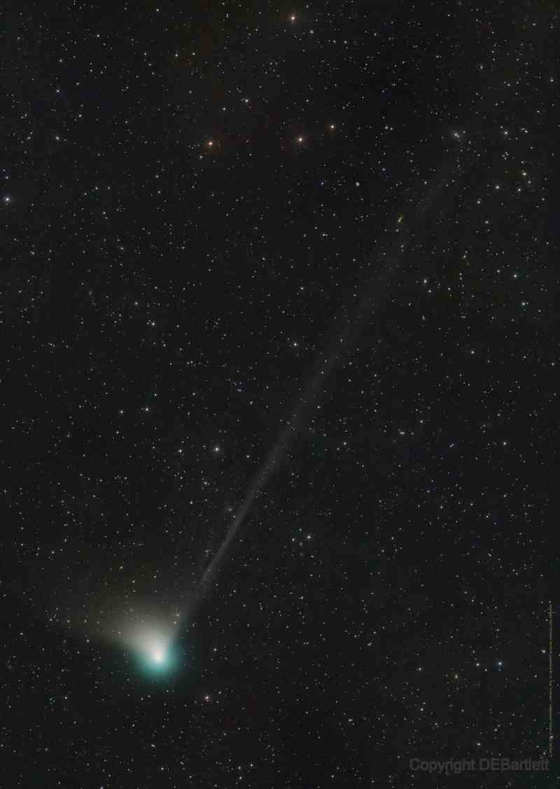 美国宇航局分享壮观的C/2022 E3(ZTF)彗星照片