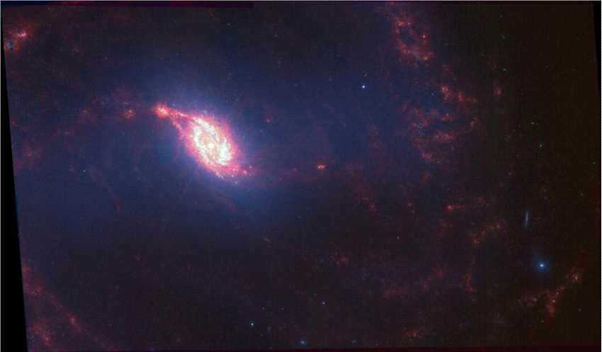 詹姆斯·韦伯太空望远镜发现造型与银河系类似的遥远星系EGS-30836