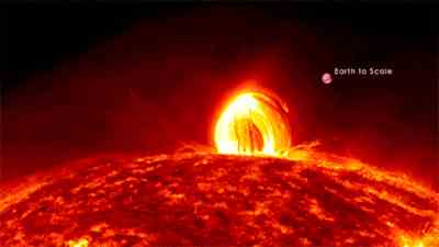 科学家研究比太阳亮几千倍的恒星上的剧烈“超级闪光”