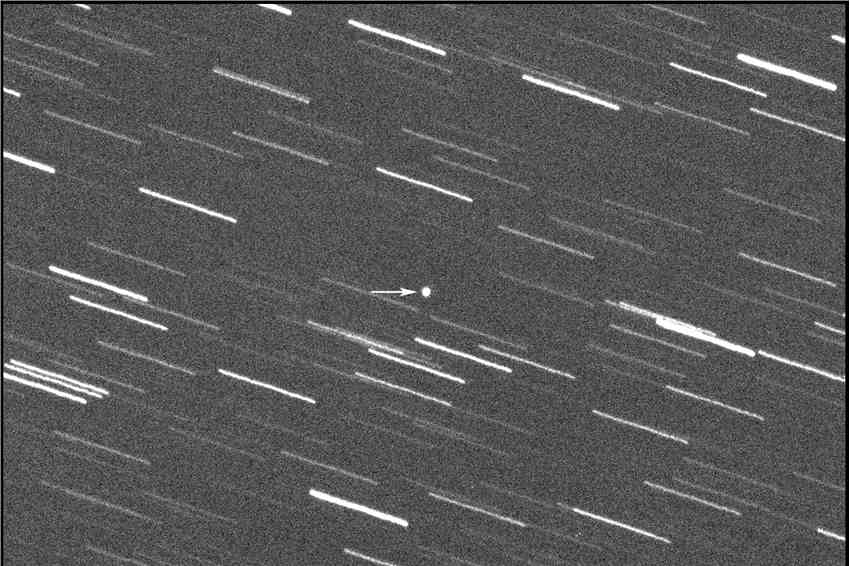 摩天大楼大小的小行星2008 OS7将于周五掠过地球，在170万英里内安全通过