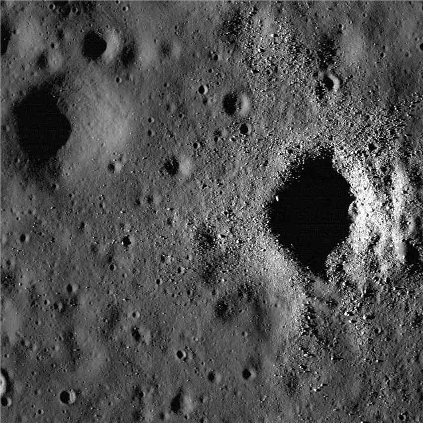 中国2020年登月任务带回的月球样本中含有能够提供月球历史线索的矿物质