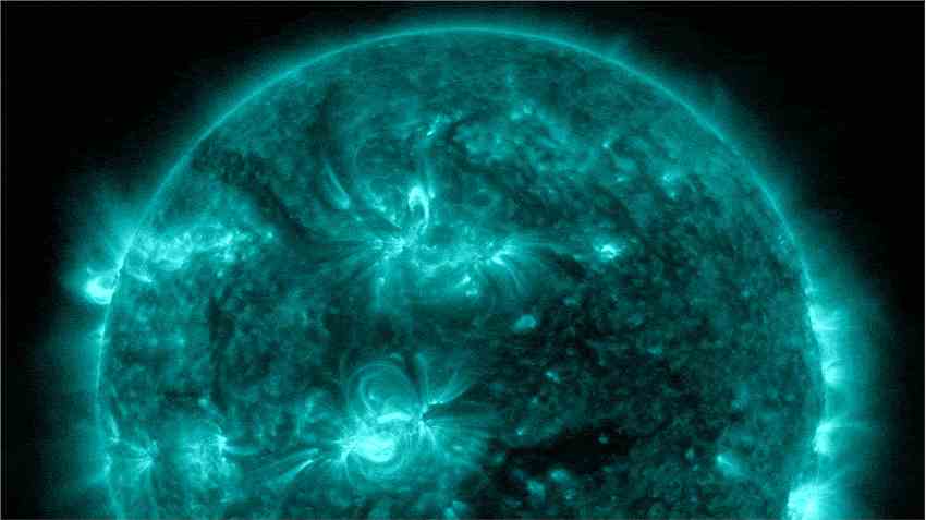 地球被罕见的“双”X级太阳耀斑辐射击中，引发6年来最强大的地磁风暴