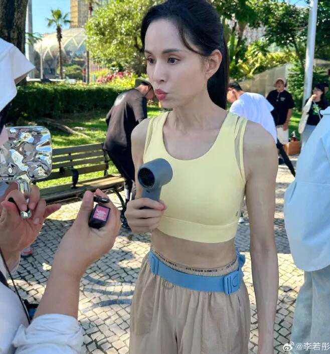 李若彤回应“满50减30”:心态永远18岁