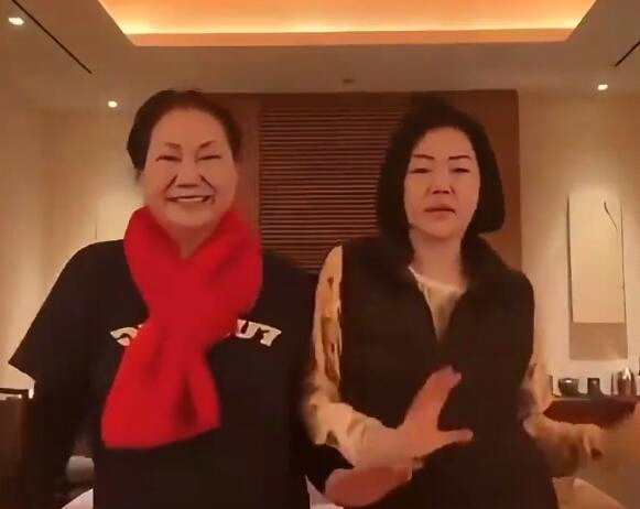 S妈再发声：不信正义换不回 给我加油吧