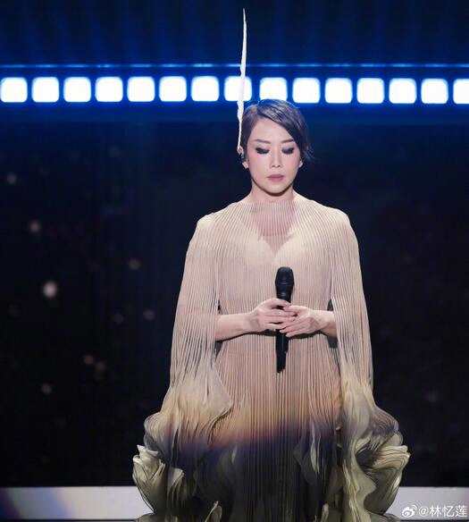 林忆莲发文道歉：真的很遗憾 谢谢你们