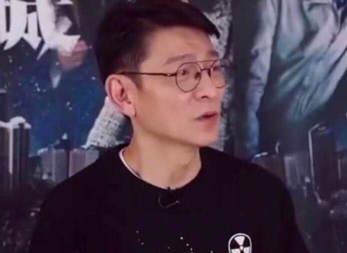 刘德华回应不找接班人 自曝大减片酬拍戏
