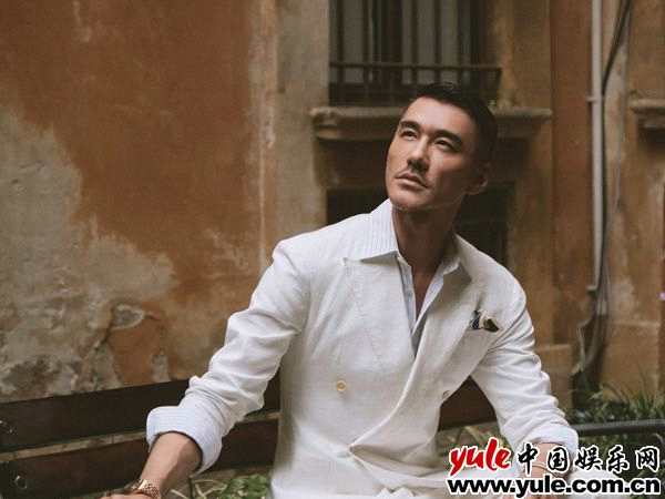 胡兵创立时尚生活频道《HUBING SELECTS胡兵智选》担任主编深耕智选生活
