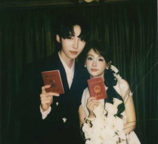 赵磊坦言上婚综是为了正式介绍妻子 大方谈婚姻观