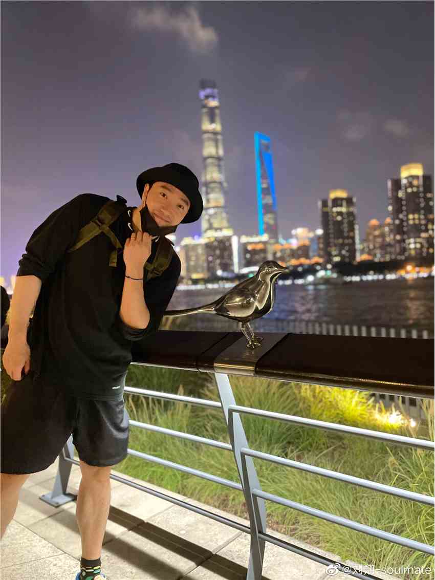 刘翔回应移民美国传言：中国人爱中国，记住了！