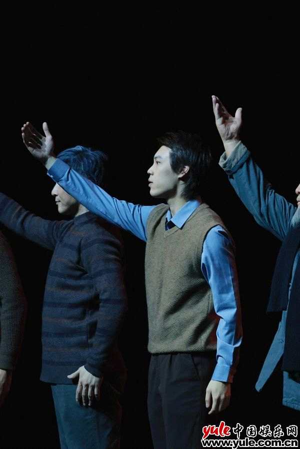 七曜集团“曜少年”高奇佑参演话剧《寻味》 一碗面串起七十年两岸情