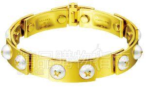 珠寶與牛仔的親密搭配關(guān)系(圖)