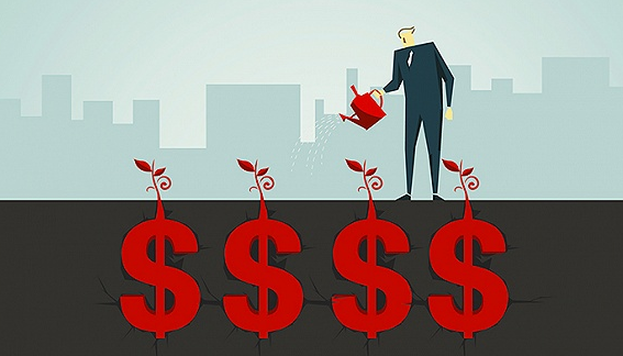 象興國際主要在福建廈門東渡港區(qū)的海天碼頭以及海滄港區(qū)的遠海碼頭及通達碼頭，提供港口內(nèi)服務(wù)與物流服務(wù)。其服務(wù)范圍包括港口內(nèi)后勤、集裝箱運輸、進出口代理以及陸路集裝箱運輸?shù)取?>　　象興國際主要在福建廈門東渡港區(qū)的海天碼頭以及海滄港區(qū)的遠海碼頭及通達碼頭，提供港口內(nèi)服務(wù)與物流服務(wù)。其服務(wù)范圍包括港口內(nèi)后勤、集裝箱運輸、進出口代理以及陸路集裝箱運輸?shù)取?/p><p>　　根據(jù)弗若斯特沙利文的報告，以2016年收益計算，象興國際在廈門及福建的港內(nèi)服務(wù)市場分別排名第二位及第三位，其市場份額分別為17.8%及12.2%。不過，該公司與福建的行業(yè)龍頭差距甚大，后者在廈門及福建的市場份額分別達到78.8%及54.2%，占據(jù)絕對主導(dǎo)地位。</p><p>　　近年來，中國進出口增速放緩，也拖累了港口服務(wù)公司的業(yè)績。2014-2016年，象興國際的收益分別為人民幣1.15億(單位下同)、1.22億及1.07億;期間其凈利潤分別為1445.3萬、984.0萬及407.1萬，剔除上市開支的經(jīng)調(diào)整凈利潤分別為1445.3萬、1183.4萬及1206.9萬。<IMG style='margin:4px;border:1px solid #000;' style='margin:4px;border:1px solid #000;' src=