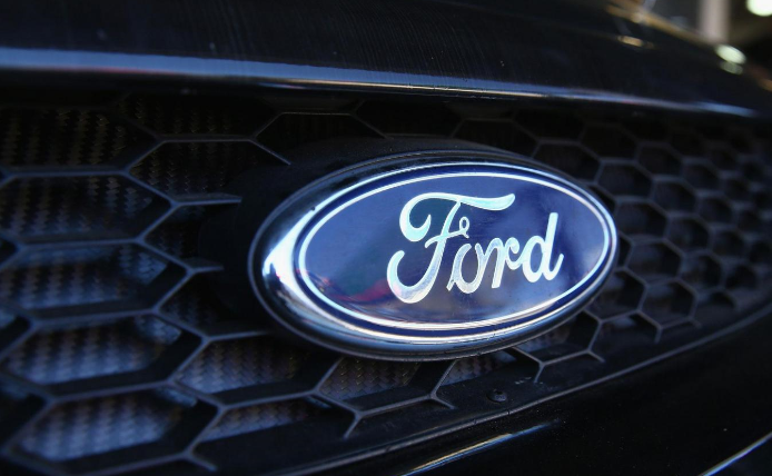 據(jù)了解，Bridgend工廠為福特生產(chǎn)小型汽油引擎，并為捷豹路虎提供功能更強大的V6和V8引擎。2015年，該工廠的引擎產(chǎn)量占英國福特引擎總產(chǎn)量的三分之一。